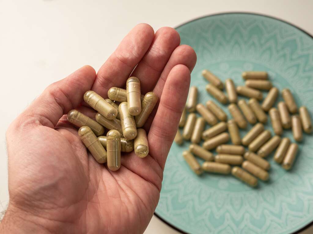 Kratom Capsules: A Convenient Way to Take Your Daily Dose
